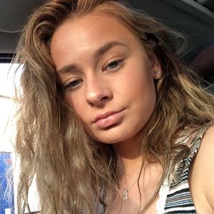 Meet your Posher, Hailey